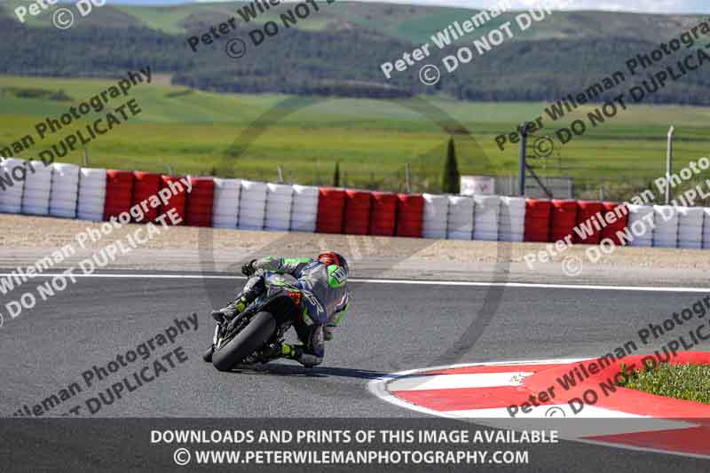 cadwell no limits trackday;cadwell park;cadwell park photographs;cadwell trackday photographs;enduro digital images;event digital images;eventdigitalimages;navarra;no limits trackdays;peter wileman photography;racing digital images;trackday digital images;trackday photos